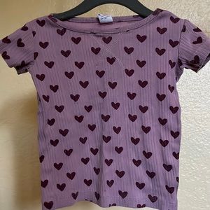 Kate Quinn Hearts boxy tee